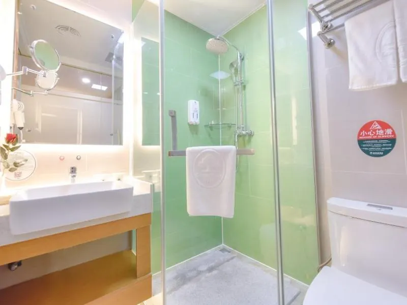 Greentree Inn Henan Kaifeng Jinming District Jinming Square Little Song City Business Hotel