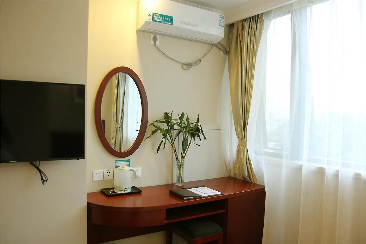 Greentree Inn Henan Kaifeng Jinming District Jinming Square Little Song City Business Hotel